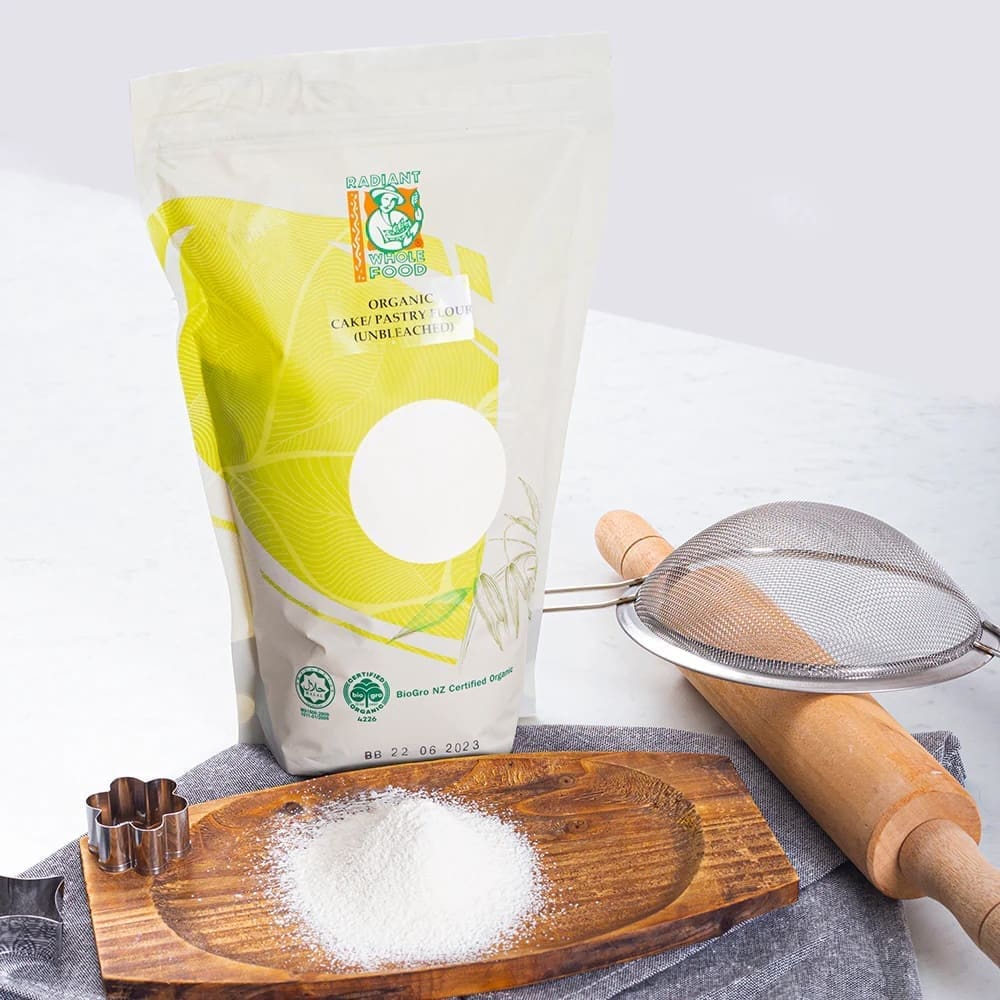 Radiant Organic Unbleached Cake/Pastry Flour 1kg